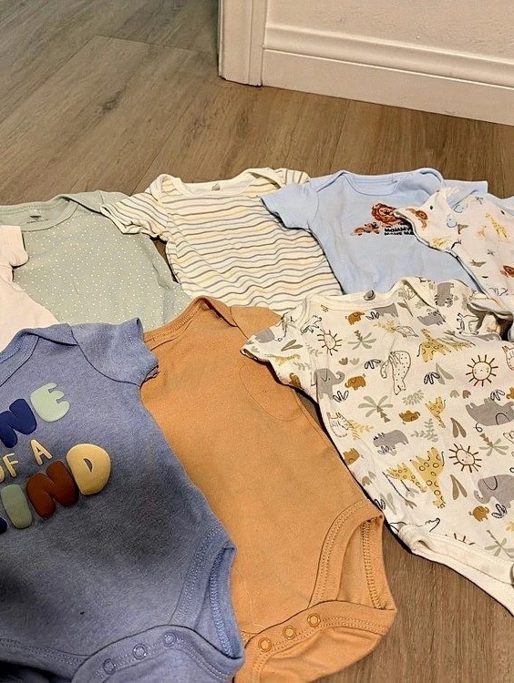 Baby Bodysuit Lot  Like New